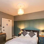 Westbourne Feriehus *